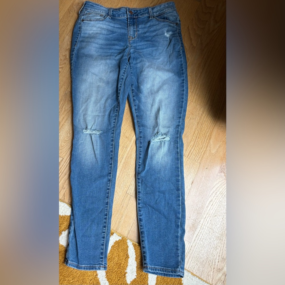 Old Navy Ripped Skinny Jeans